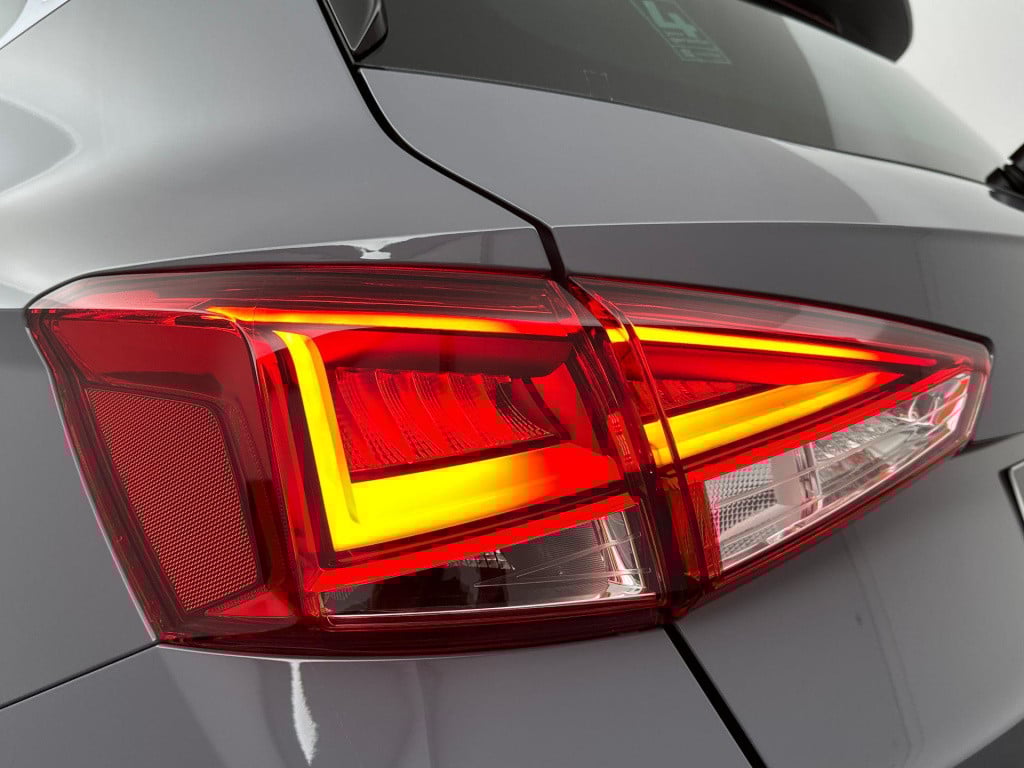 Seat Arona fr anniversary 1.0 70 kw / 95 pk ecotsi suv 5 vers