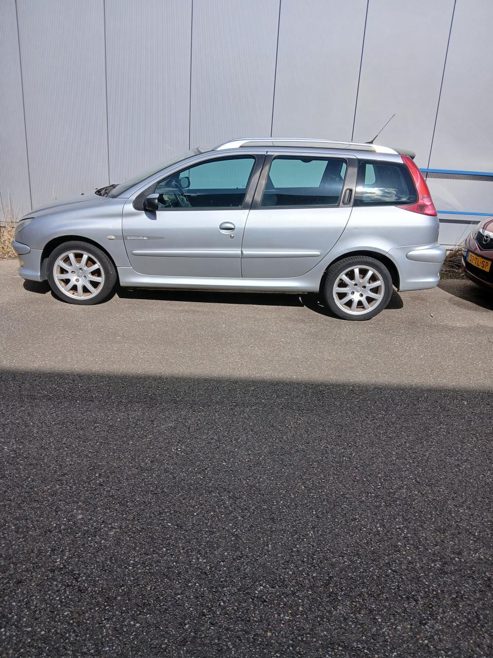 Peugeot 206 SW-2006-km.152345NAP-stuurbekr.-airco-l.m.velgen-el.ramen-850,=