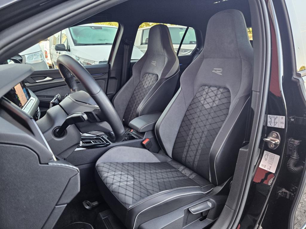 Volkswagen Golf 1.5 etsi r-line business | iq light | h/k | elek. trekhaak 