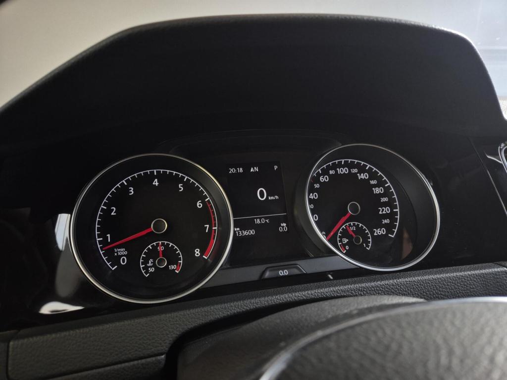 Volkswagen Golf 1.4 tsi act highline / automaat / massagestoel / standkache