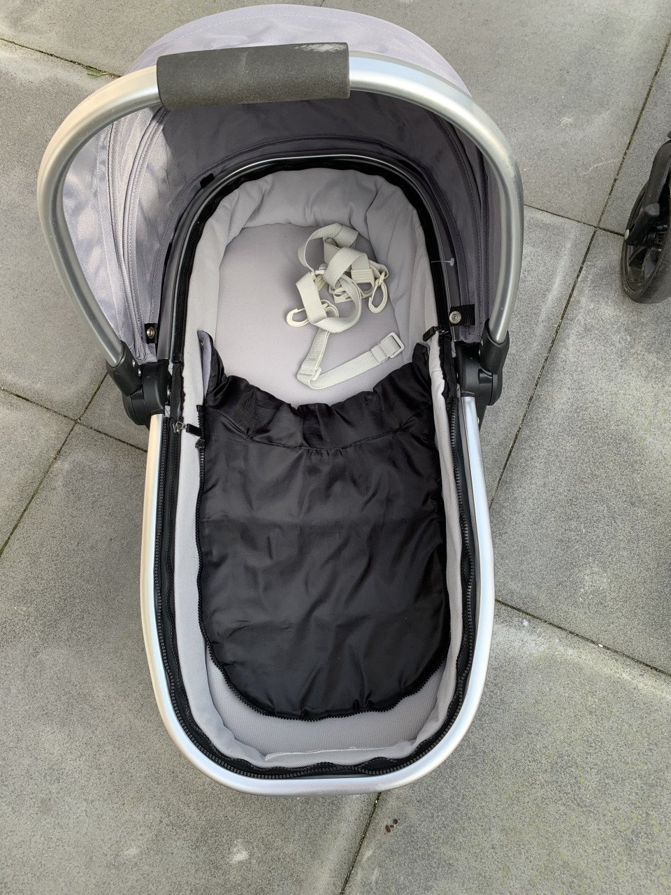 Qute kinderwagen/buggy/voetenzak/regenhoes