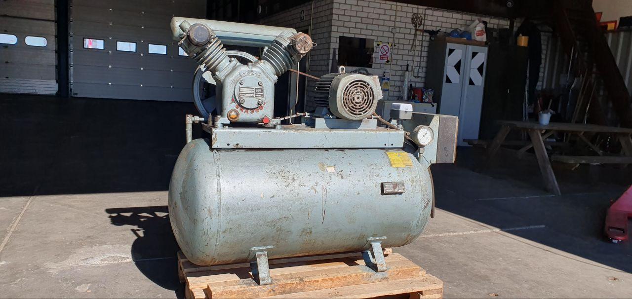 GRASSO compressor L-82-1 uit 1972 15Bar 380Volt 325Liter
