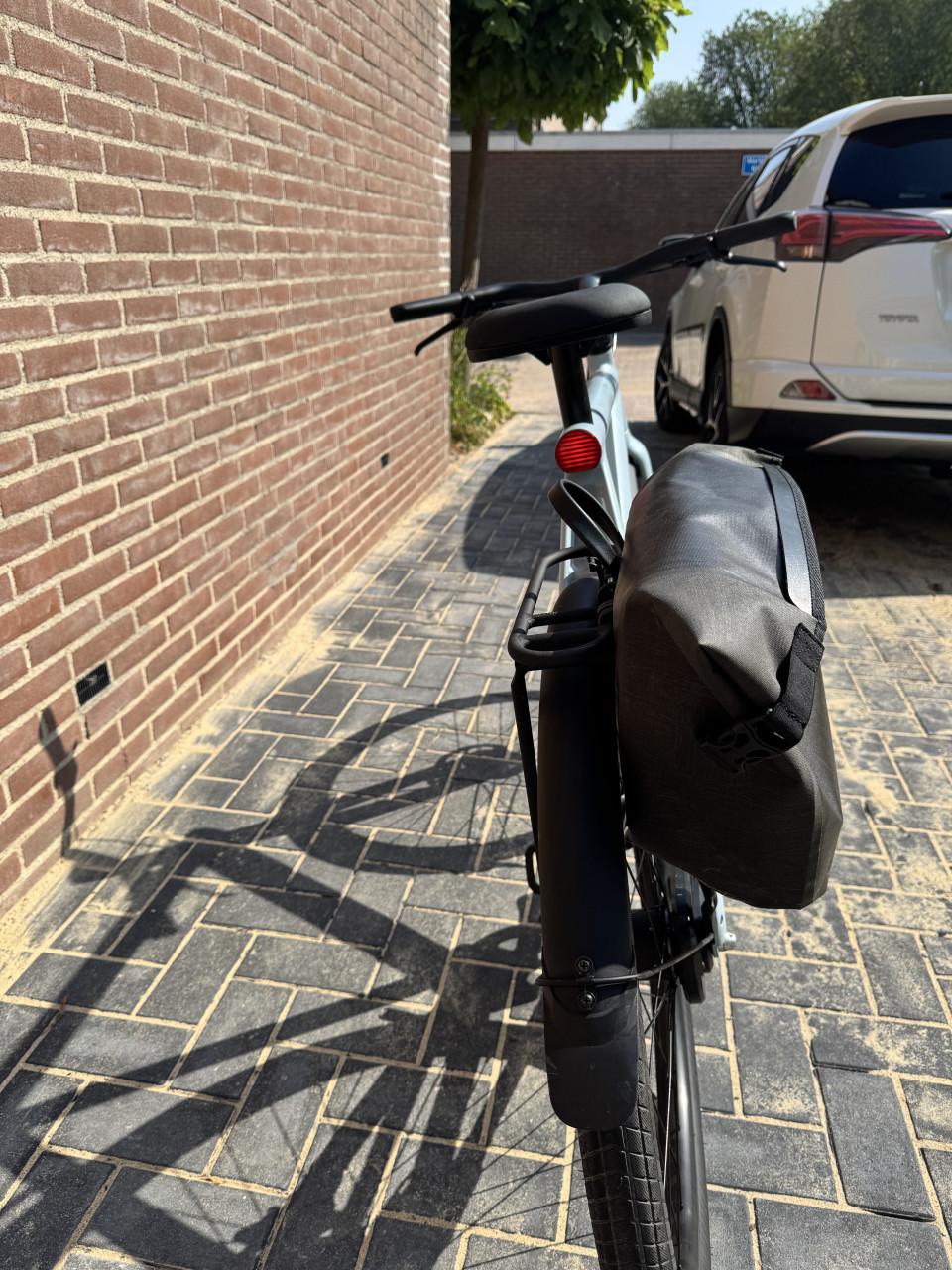 Vanmoof S3 blauw in nieuwstaat (890km gereden)