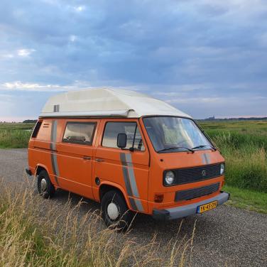 Volkswagen T3 diesel kampeerauto (volledig wegenbelastingvrij)