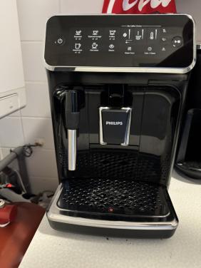 Philips 3300 EP3221 Volautomaat Espresso Koffiemachine
