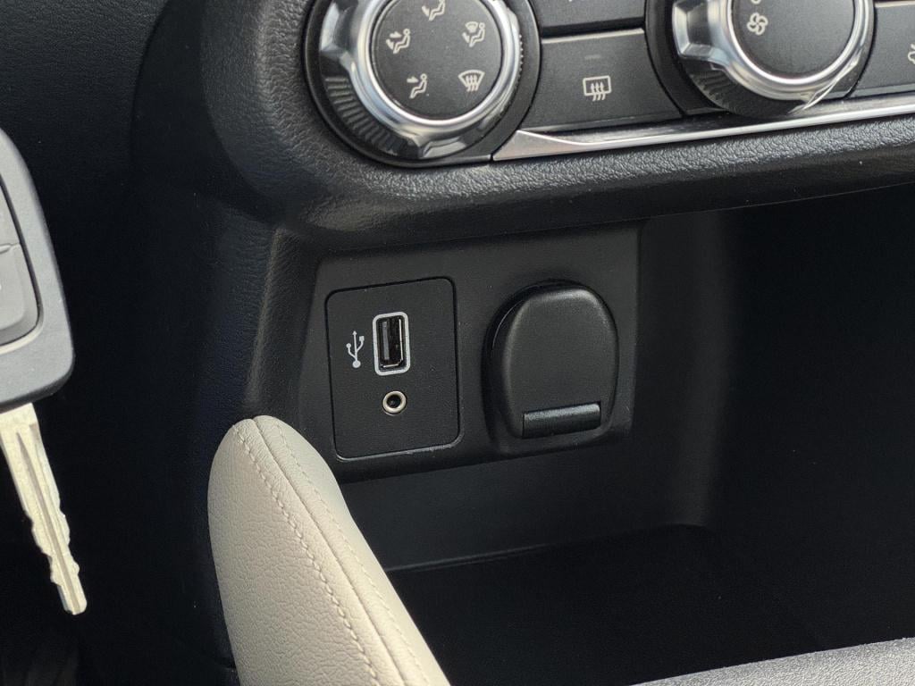 Nissan Micra 1.0 ig-t acenta