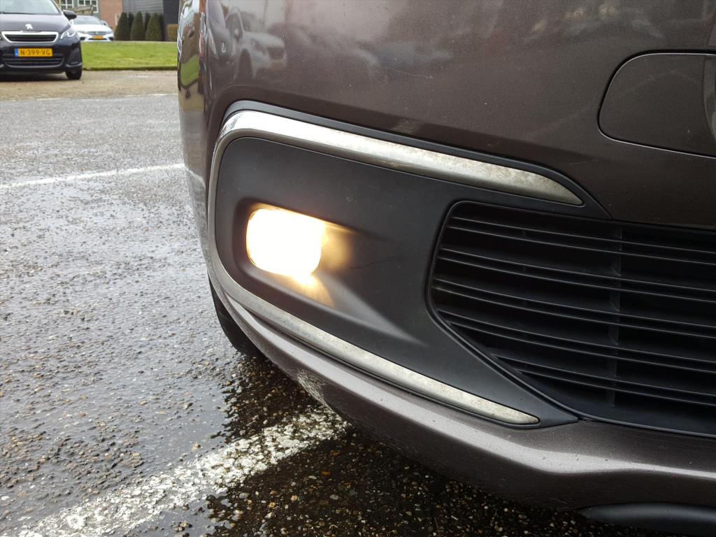 Citroen Grand C4 Picasso 130pk s&s business 7persoons trekhaak | apple carp