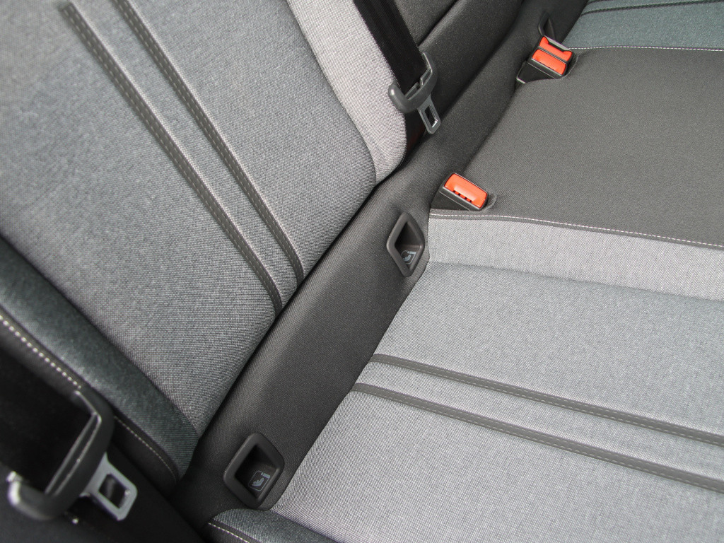 Seat Ateca 1.5 tsi 150pk dsg style business intense | trekhaak