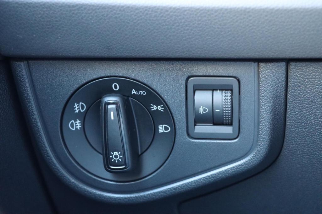 Volkswagen Polo 1.0 tsi highline business r 95pk