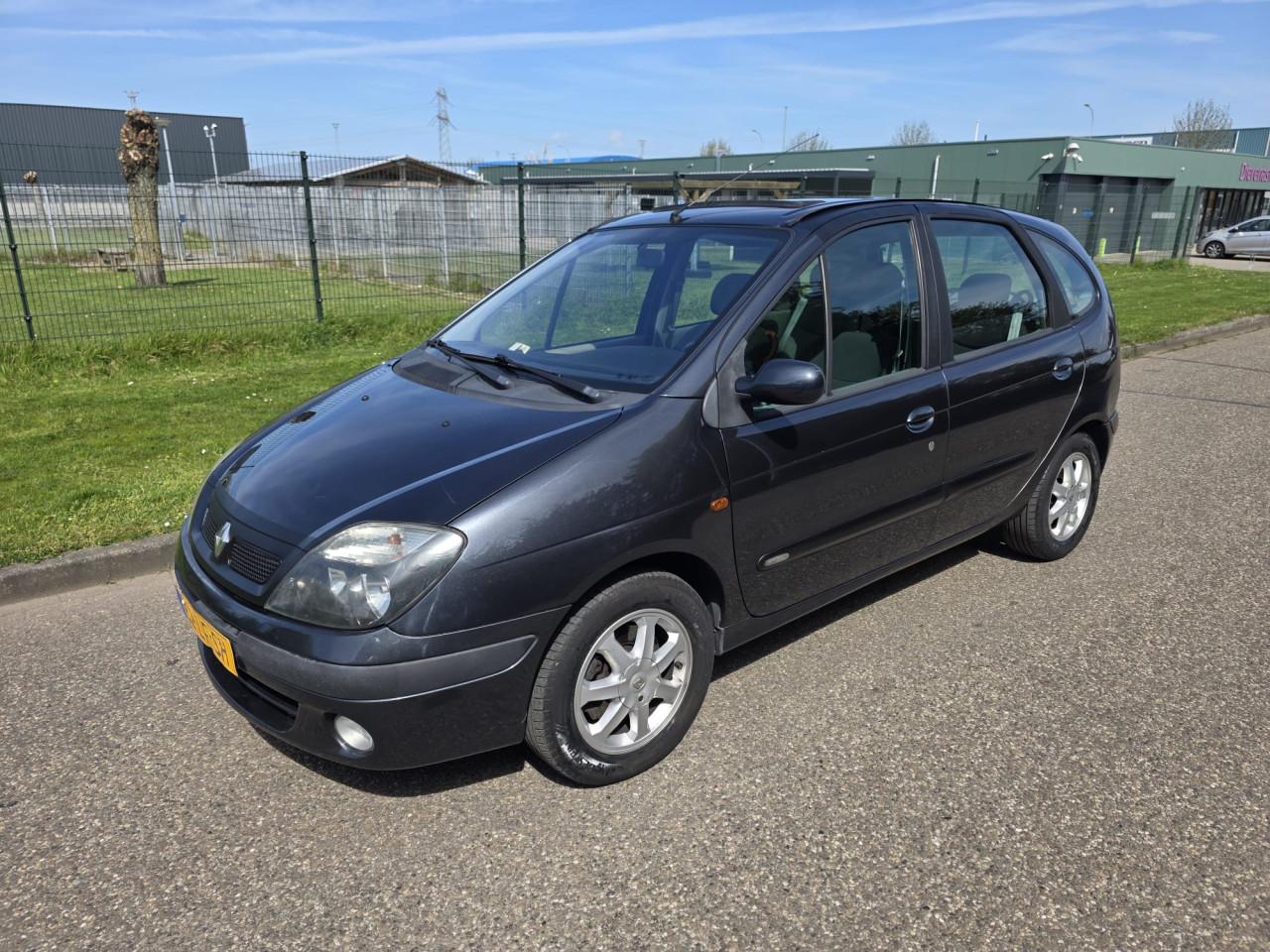 Renault Scénic 1.6-16V Expression Sport Automaat!