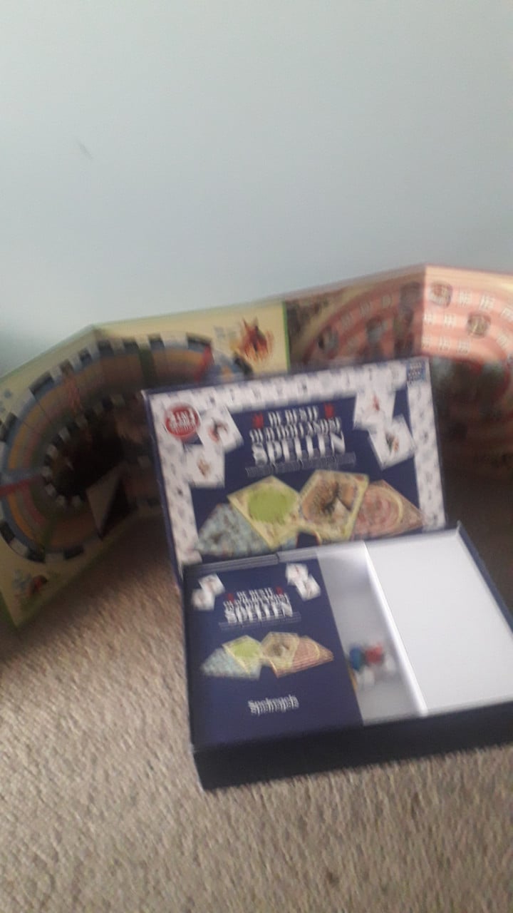 Bordspellen en spelmagazijnen