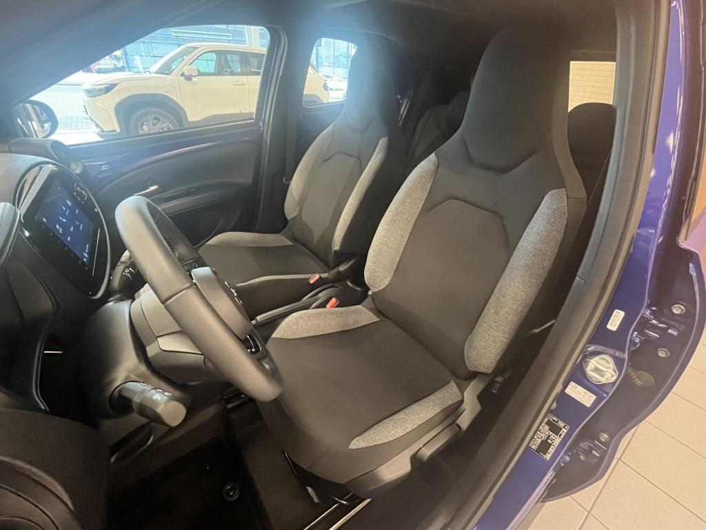 Toyota Aygo X 1.0 vvt-i mt play