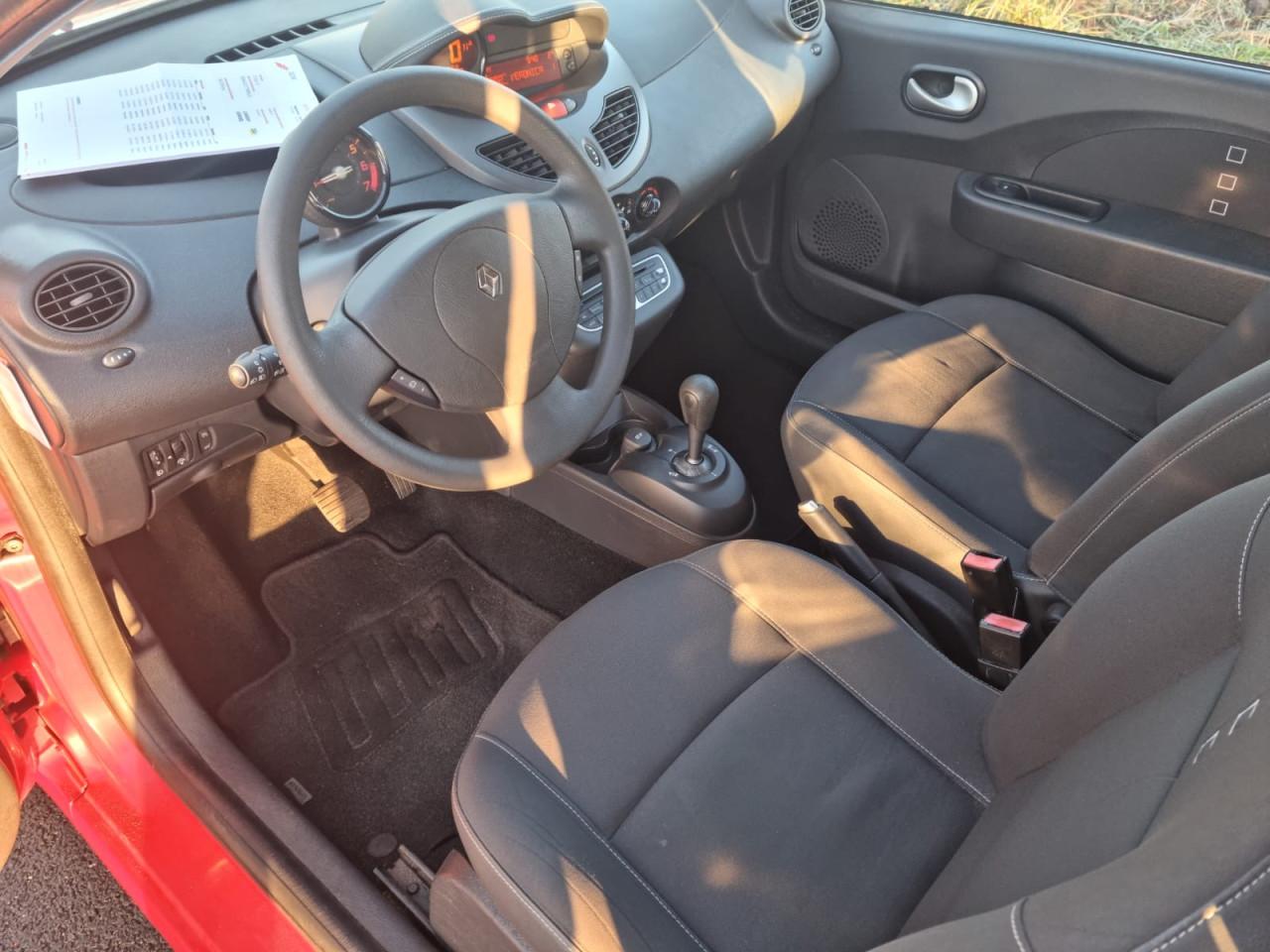 Renault twingo 1.2i 16v 75 automaat bj 2011 140.000km