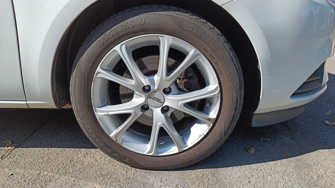 Opel Corsa 1.0 met o.a. Cruise Control