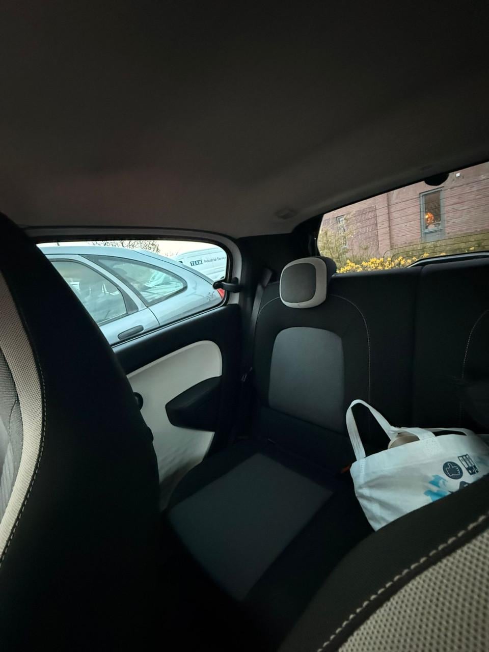 Renault Twingo nog maar 150d.km!