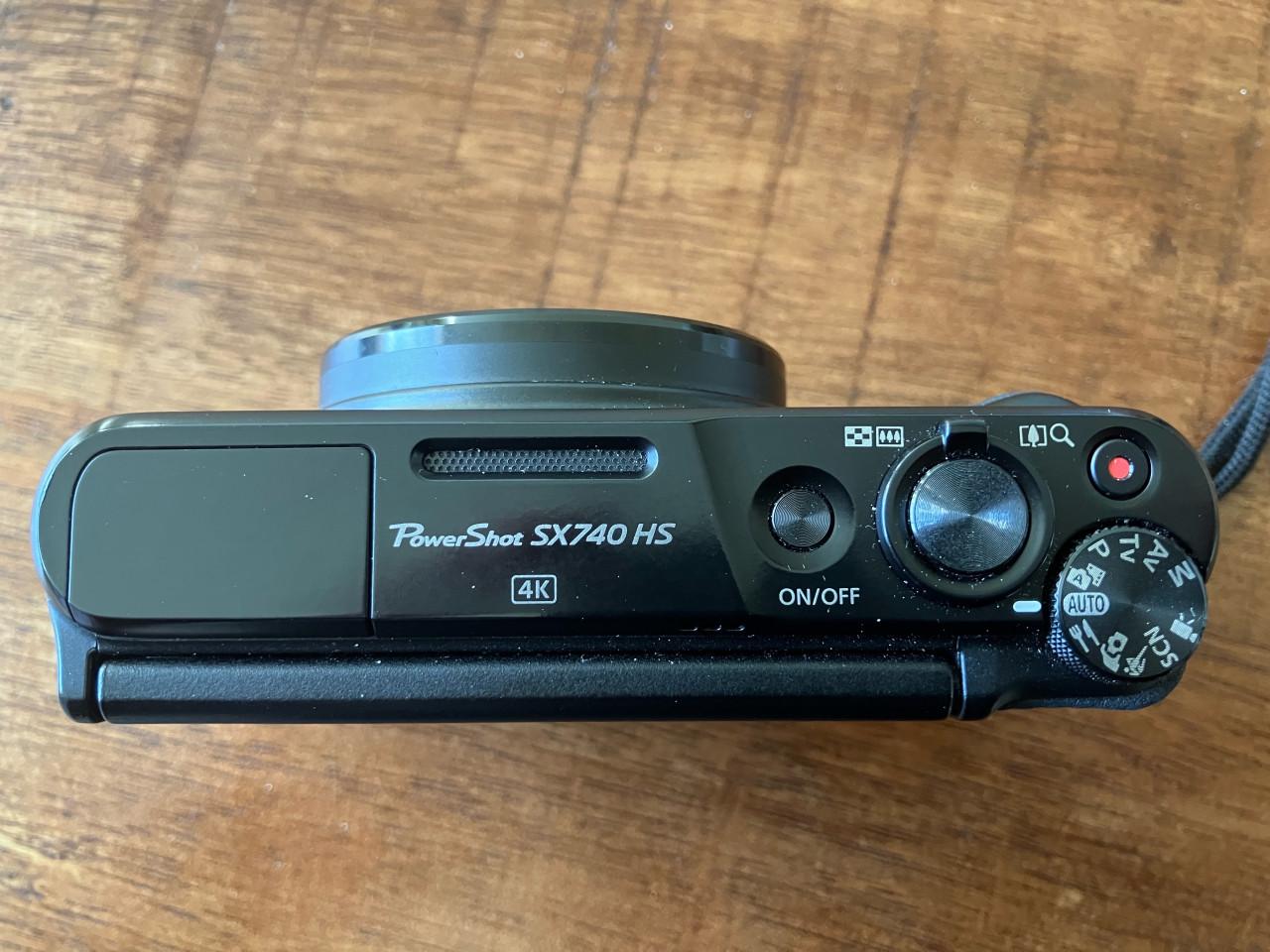 Compact fotocamera Canon SX740HS