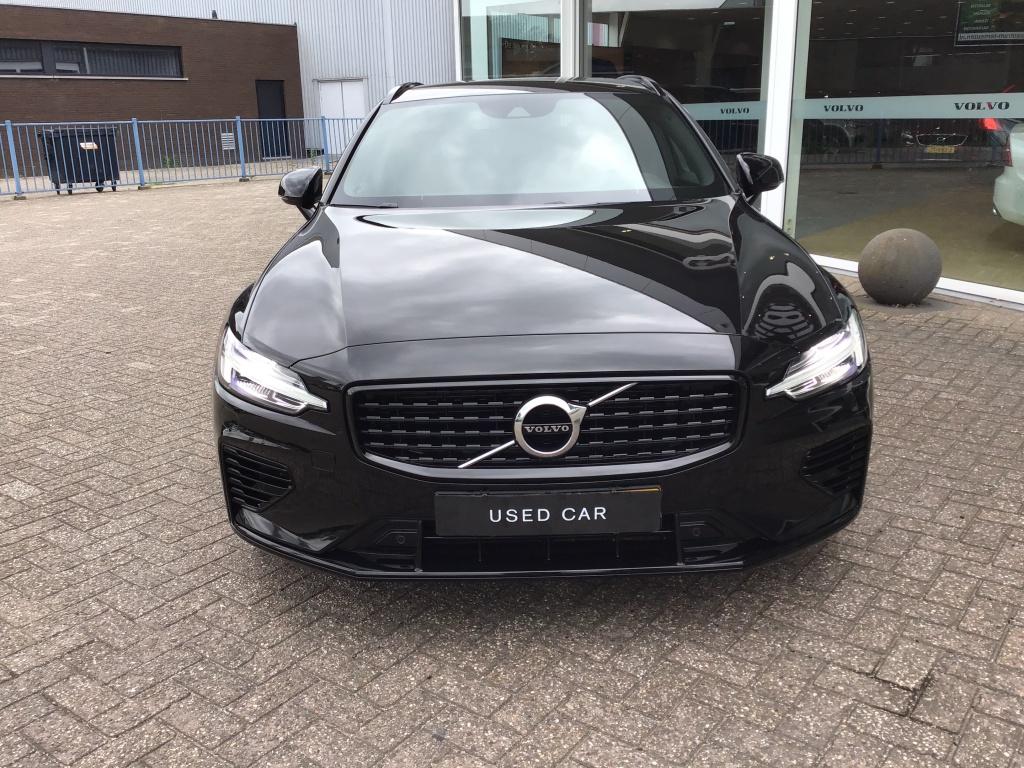 Volvo V60 2.0 t6 awd r. r-des. audio & park assist & climate line