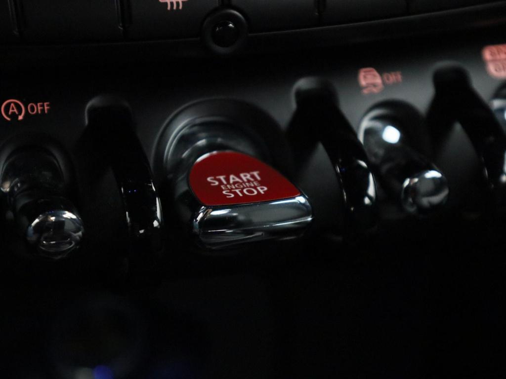 Mini 5-deurs 1.5 cooper business edition | automaat | navigatie | stoel ver