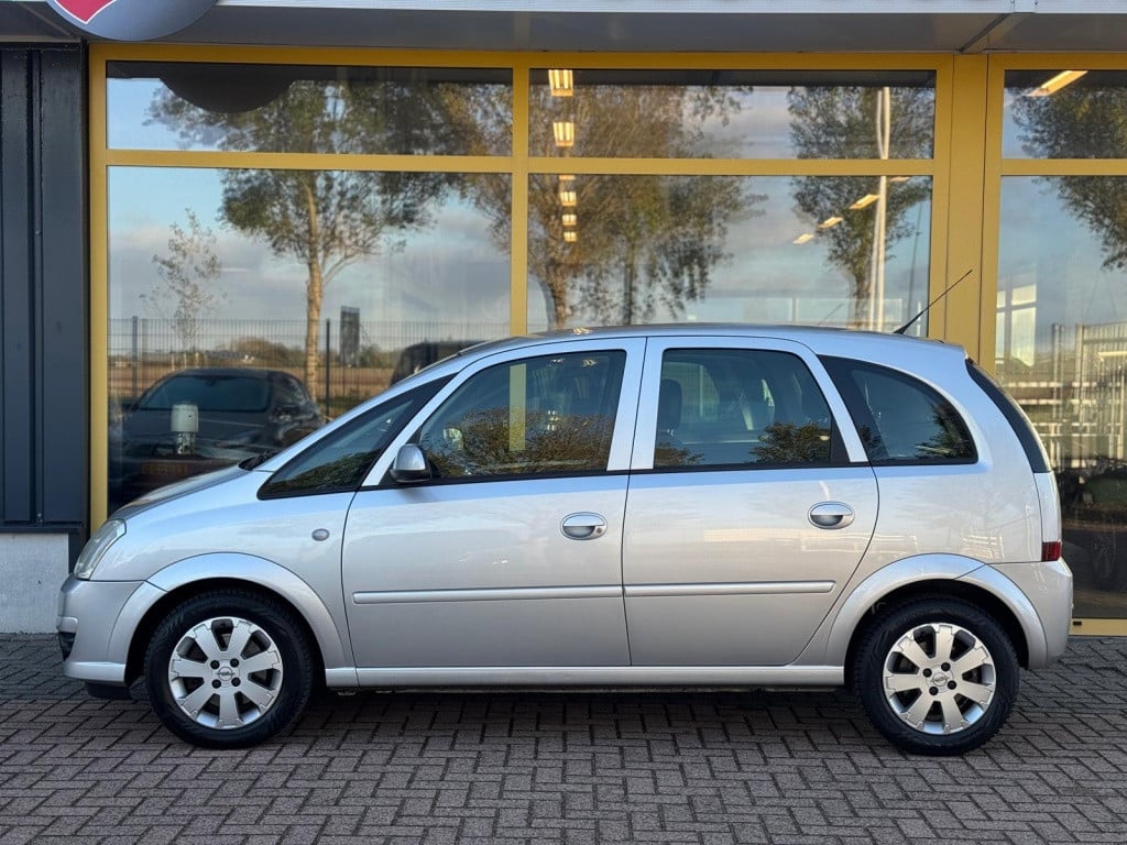 Opel Meriva 1.6-16v temptation