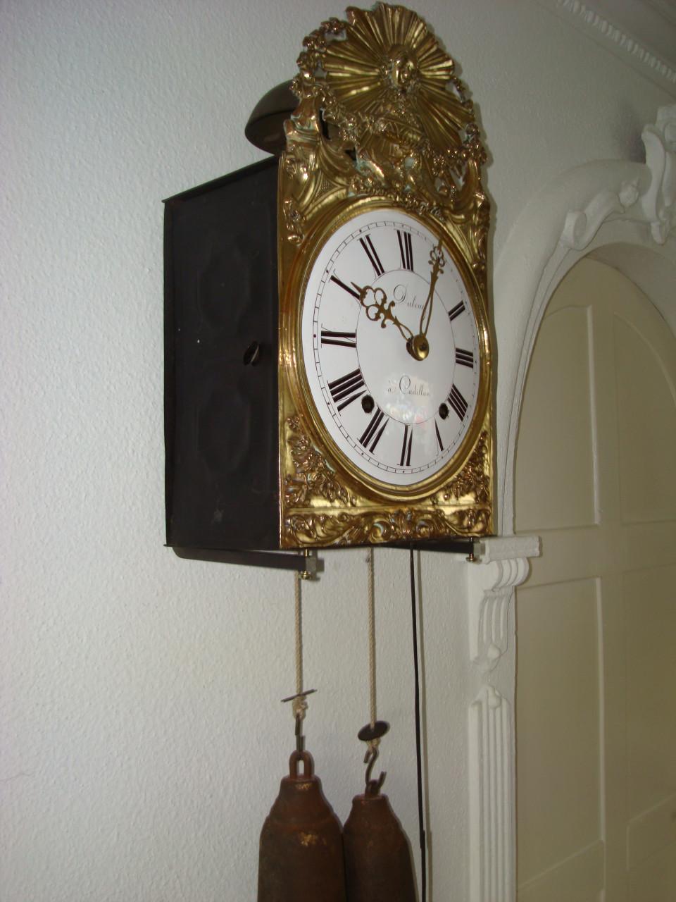 Zeer mooie antieke ZON comtoise klok anno 1880