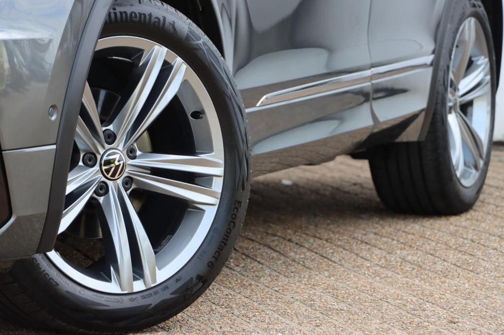 Volkswagen Tiguan 1.5 tsi act highline business r advance 150pk dsg7