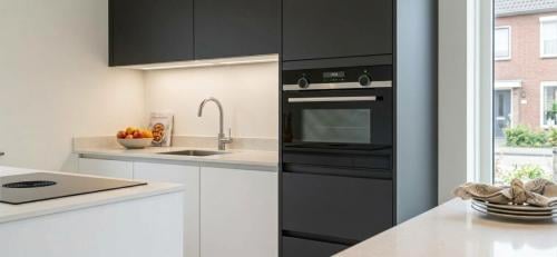 SIEMENS CM585AGS1 Inbouw Multifunctionele oven met magnetron inhoud 44 l