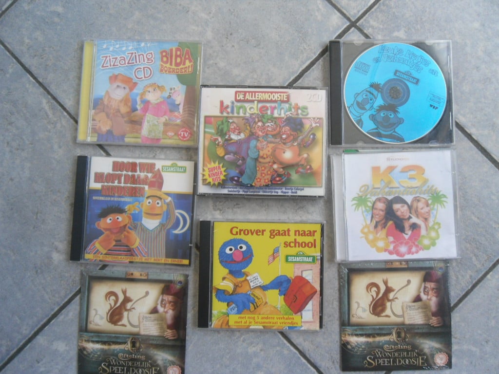 KINDER CD`S