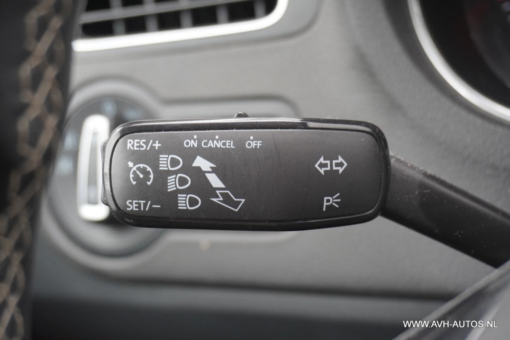 Volkswagen Polo 1.0