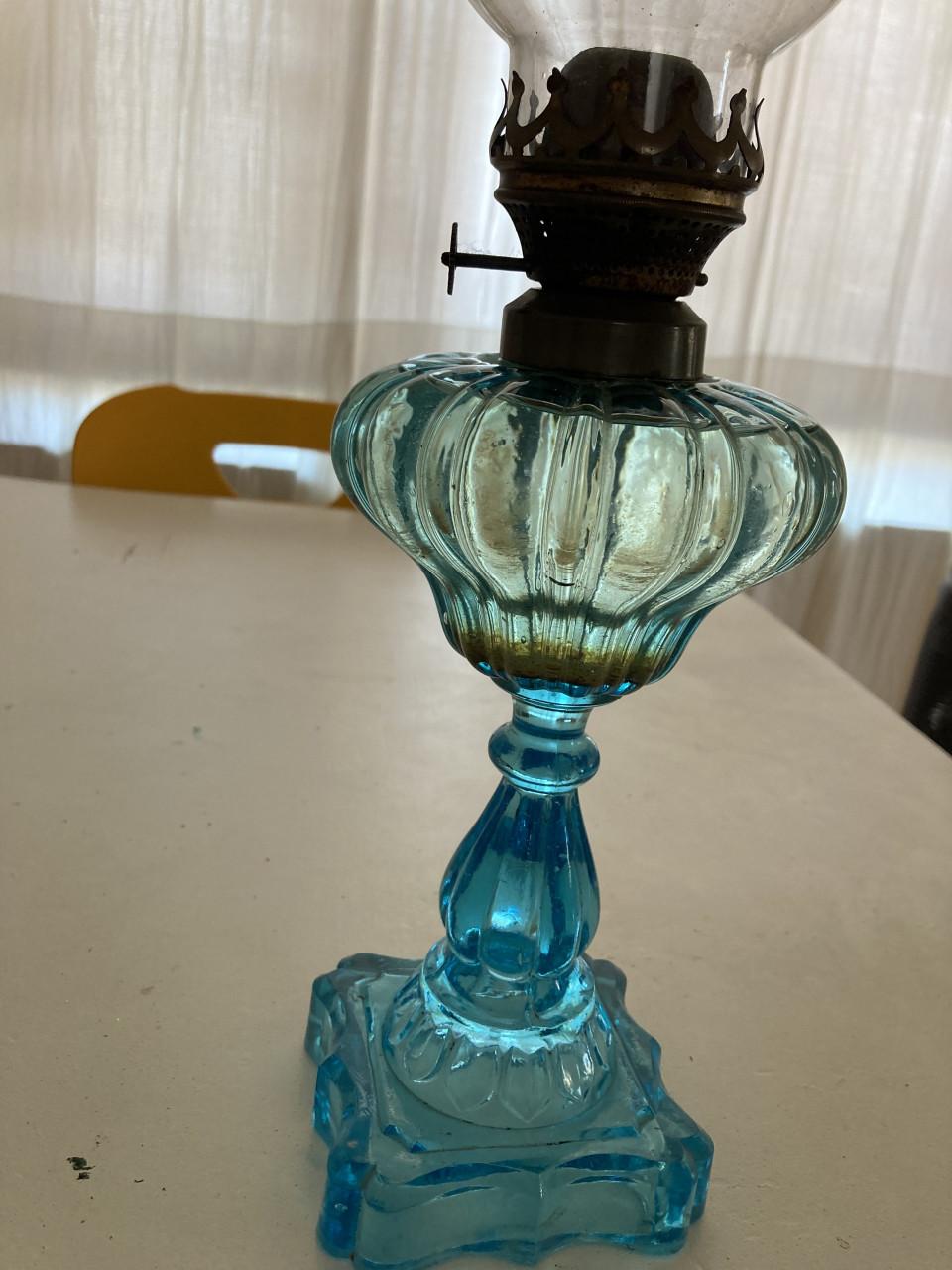 Turquoise olielamp
