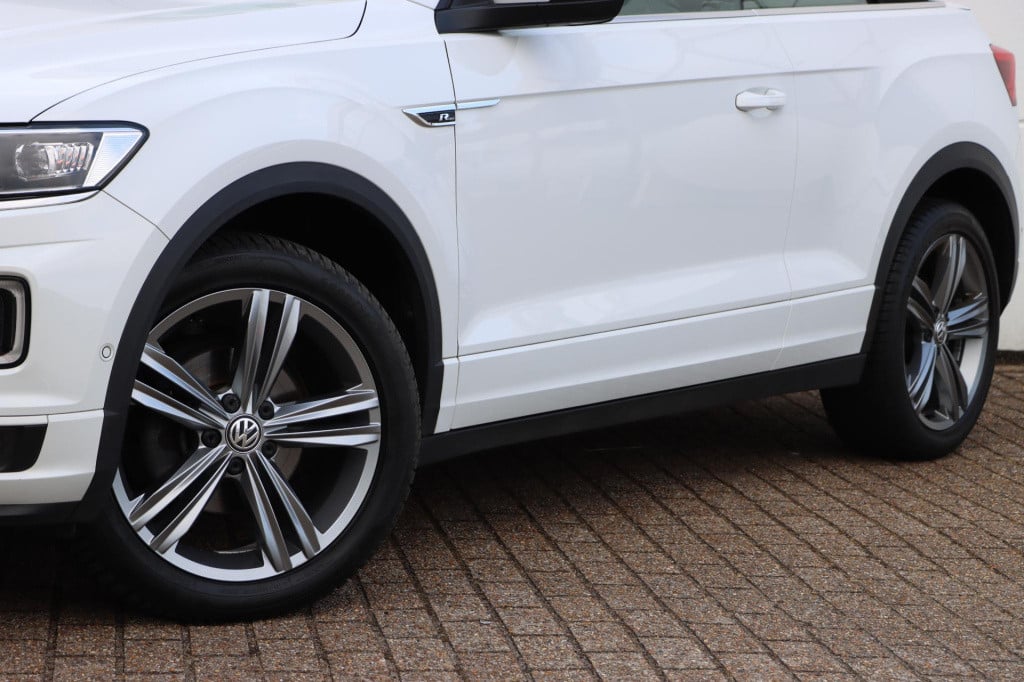 Volkswagen T-roc cabrio 1.5 tsi r-line 150pk dsg7