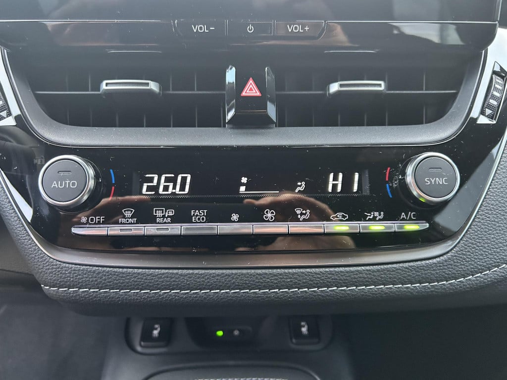 Suzuki Swace 1.8 hybrid style automaat nu met 3000,- korting!