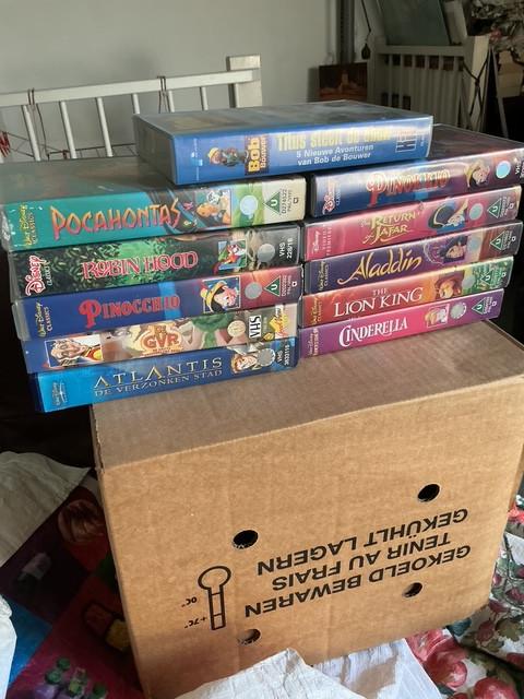 Sony Bravia + JVC video/cd speler + videobanden