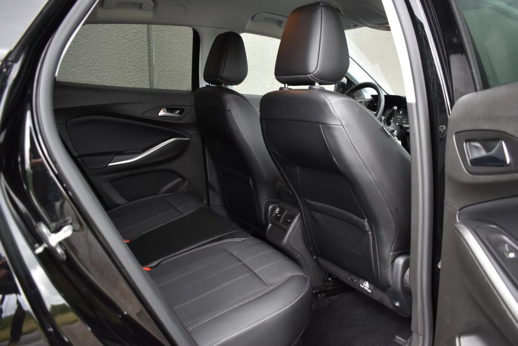 Opel Grandland 1.2 turbo business elegance