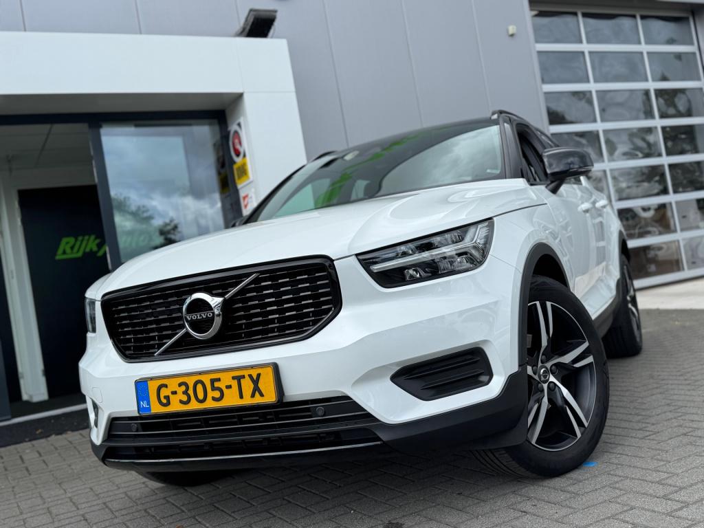Volvo XC40 1.5 t3 r-design * harman/kardon * trekhaak