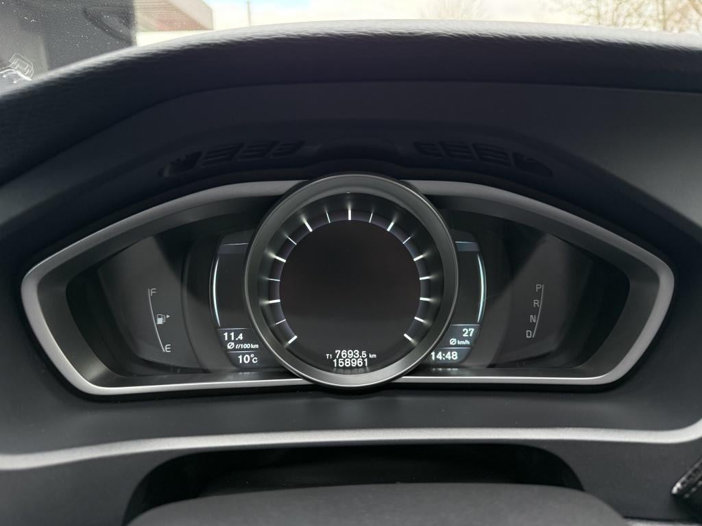 Volvo V40 2.0 t5 r-design