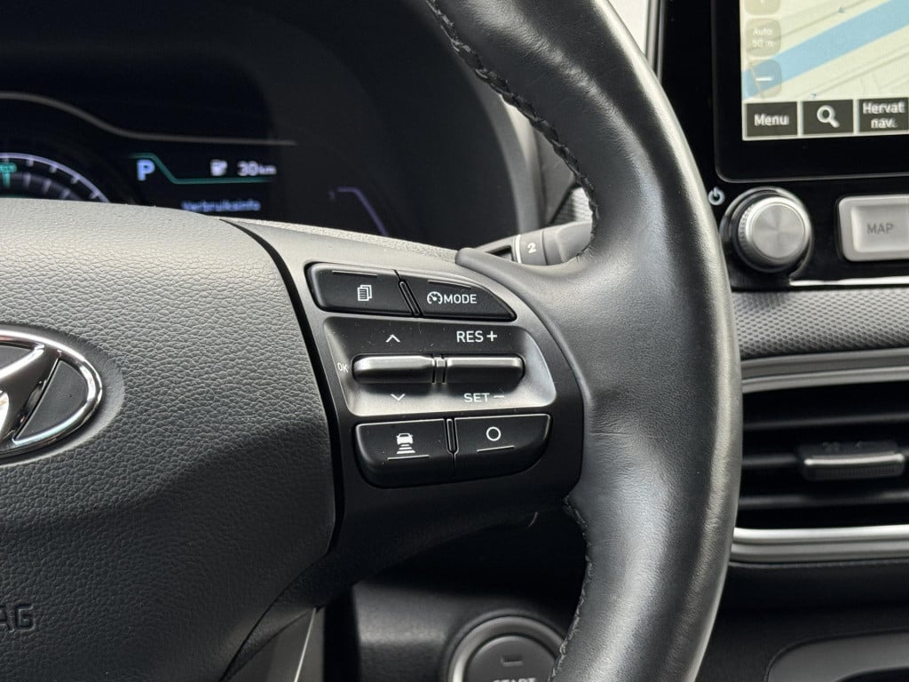 Hyundai Kona ev premium 64 kwh soh 95%, incl. accucertificaat!