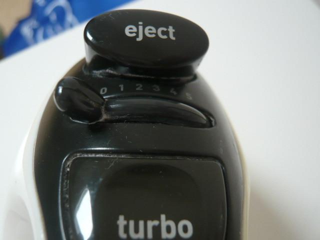 TEFAL HANDMIXER TURBO MET 5 SNELHEDEN