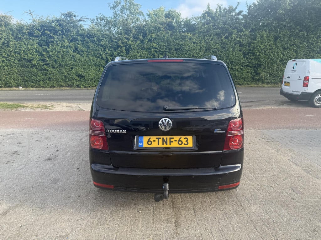 Volkswagen Touran 1.4 tsi highline automaat clima stoelverwarming