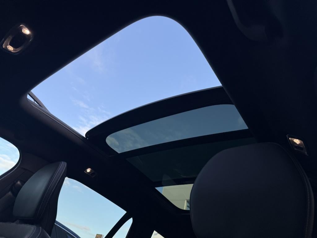 Volvo V60 t6 398pk recharge r-design| panodak| adap.cruise| 360camera| sty