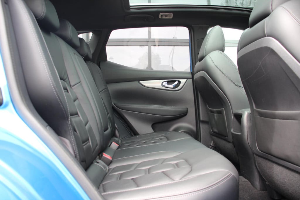 Nissan Qashqai 1.6 tekna + - pano - leder - bose - trekhaak - dab - led - s