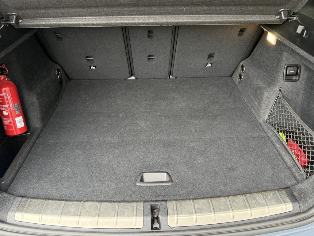 BMW X1 s-drive20i 192pk automaat high executive panoramadak