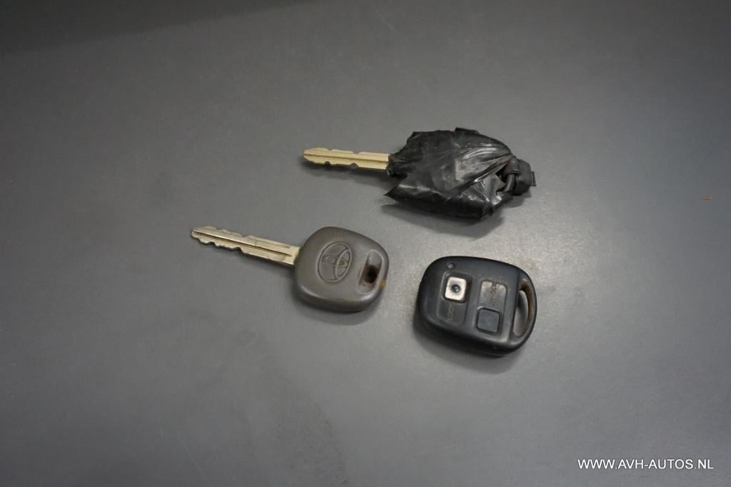 Toyota Land Cruiser landcruiser 90 3.0 d4-d hr blind van