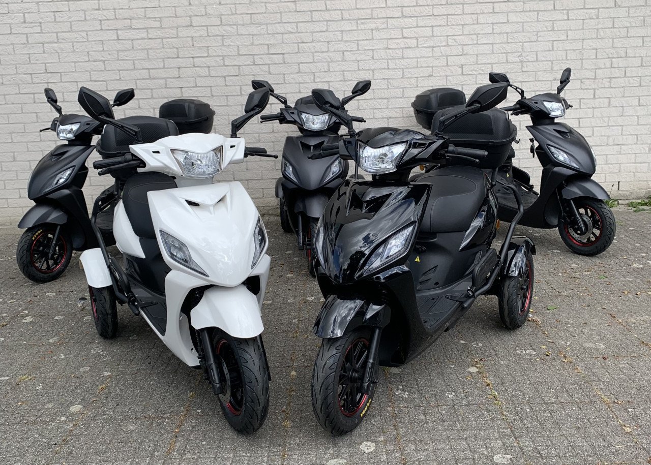 T3 2.0 MET GRATIS KOFFER ALLE KLEUREN OP VOORRAAD NU 2695,= RIJKLAAR