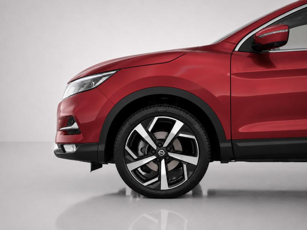 Nissan Qashqai 1.3 dig-t tekna incl. trekhaak!