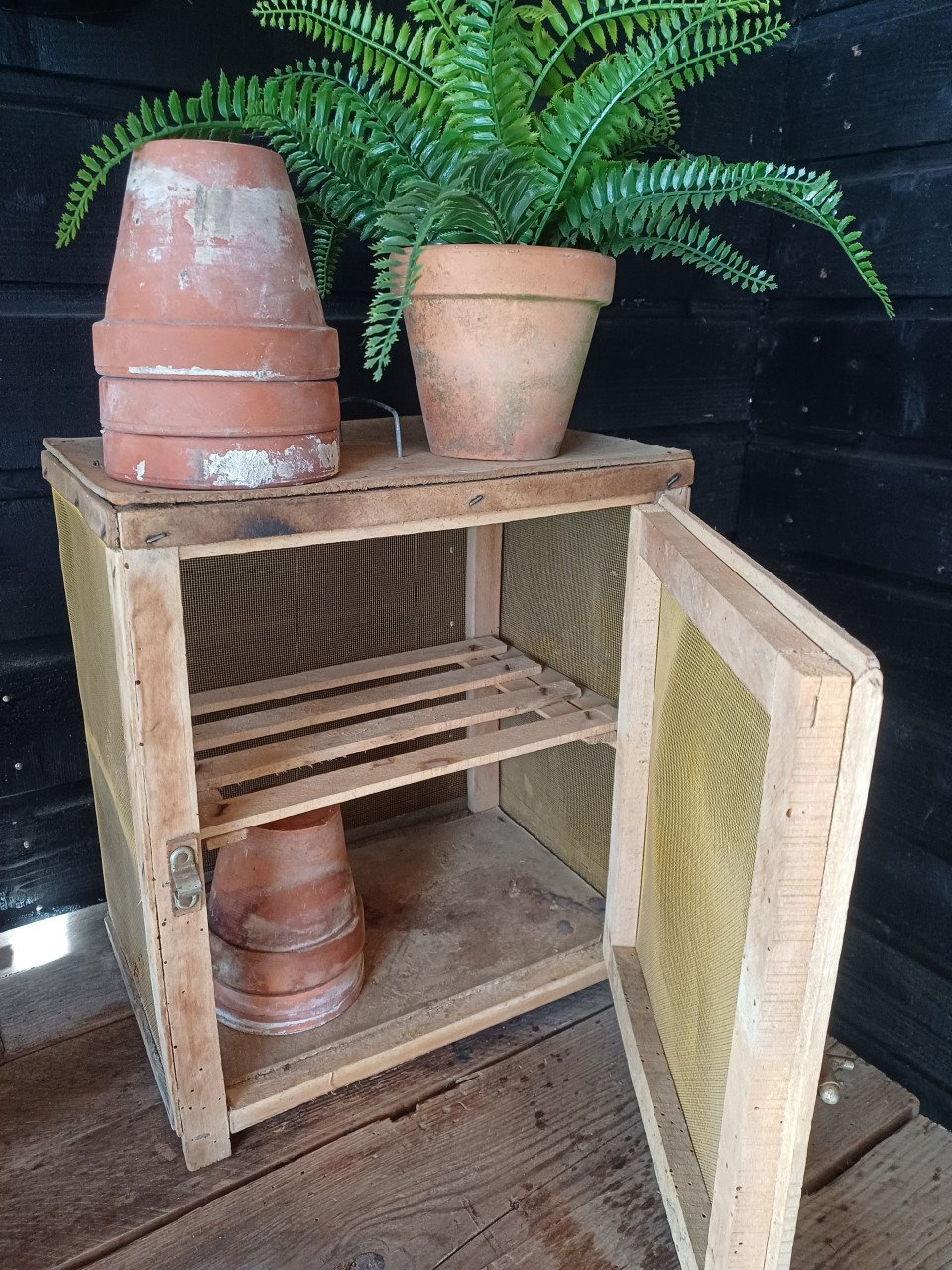 Brocante vliegenkastje
