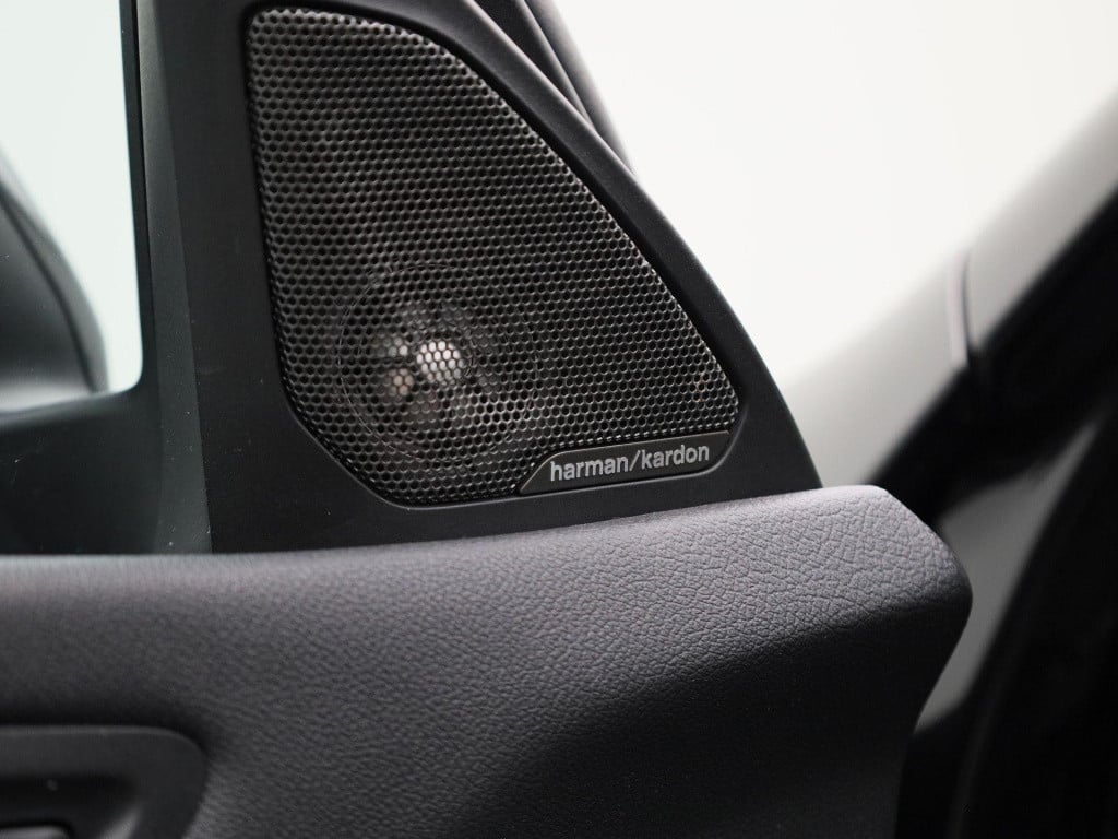 BMW 1 Serie 118i executive | automaat | schuifdak | leder | stoel verwarmin
