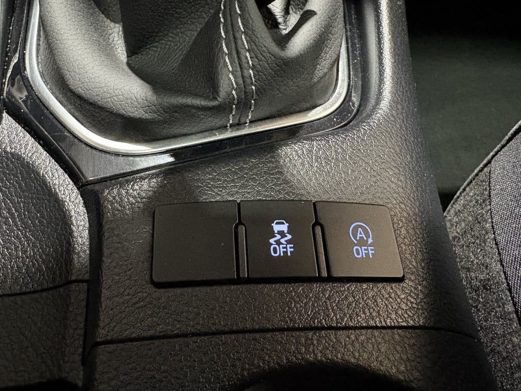 Toyota Auris 1.2t volcano edition