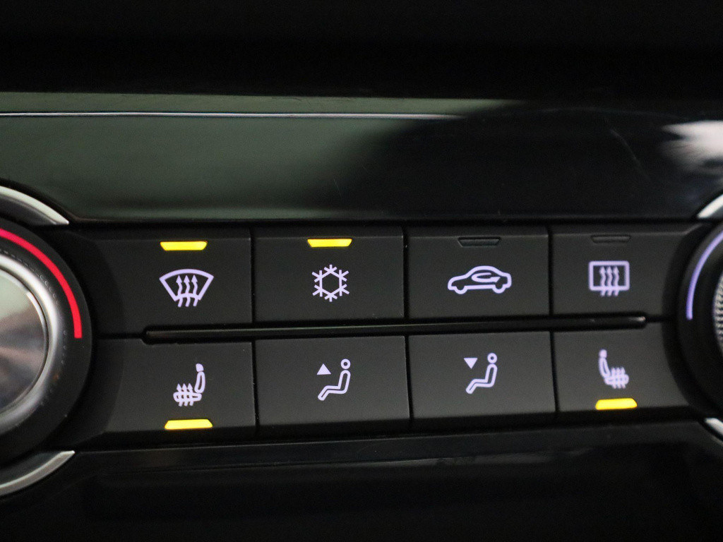 MG Zs-ev luxury 45 kwh | automaat | panoramadak | lederen bekleding | achte