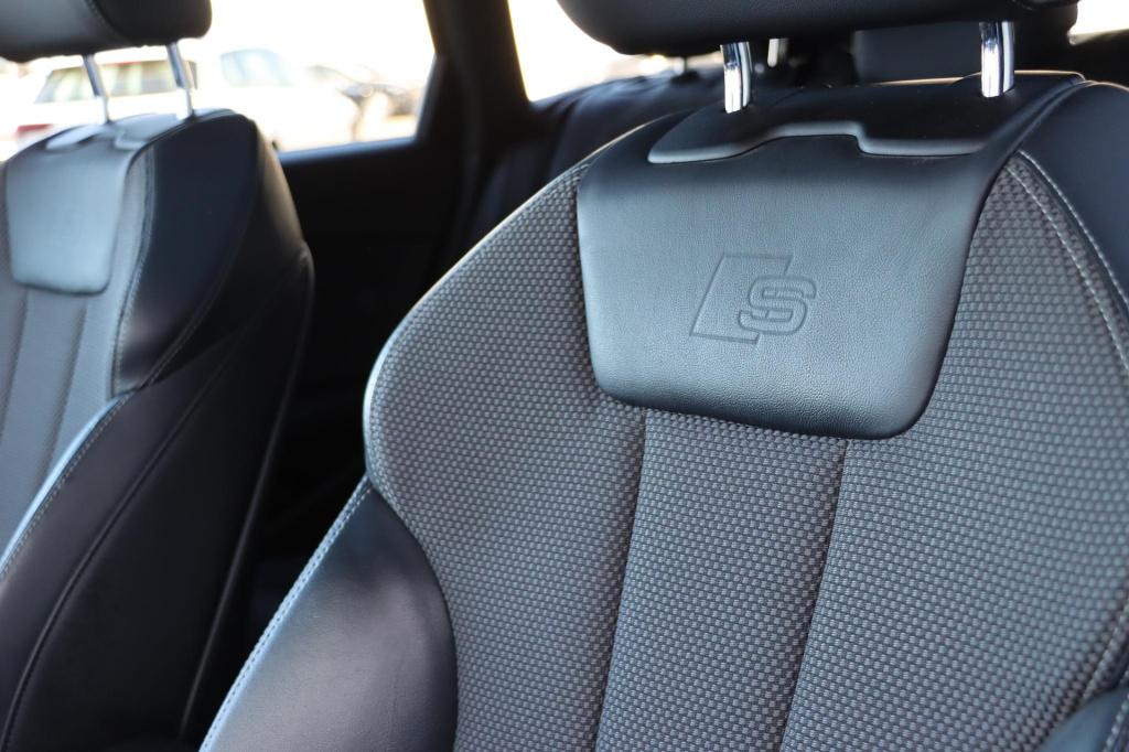 Audi A4 avant 40 tfsi sport s line 190pk s tronic trekhaak | pano | navi