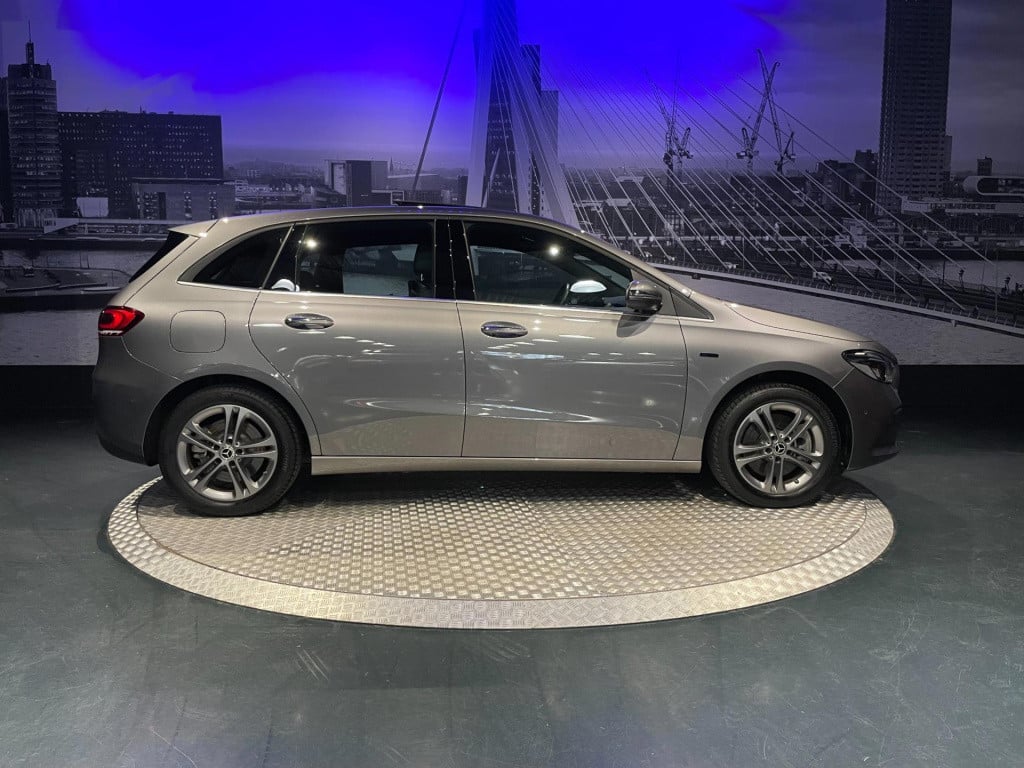 Mercedes-Benz B-Klasse 250 e *pano*stoelkoeling/verwarming*camera*apple/and